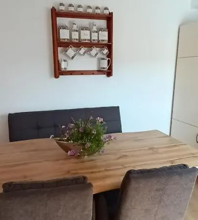 アパート Buergerhaus ツェルティンゲン・ラハティグ