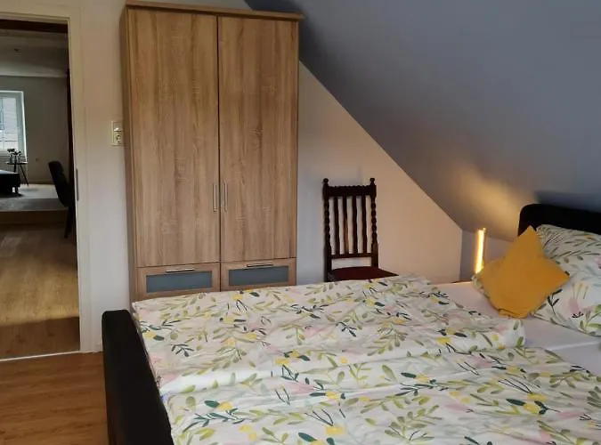 Buergerhaus * זלטינגן-רכטינג